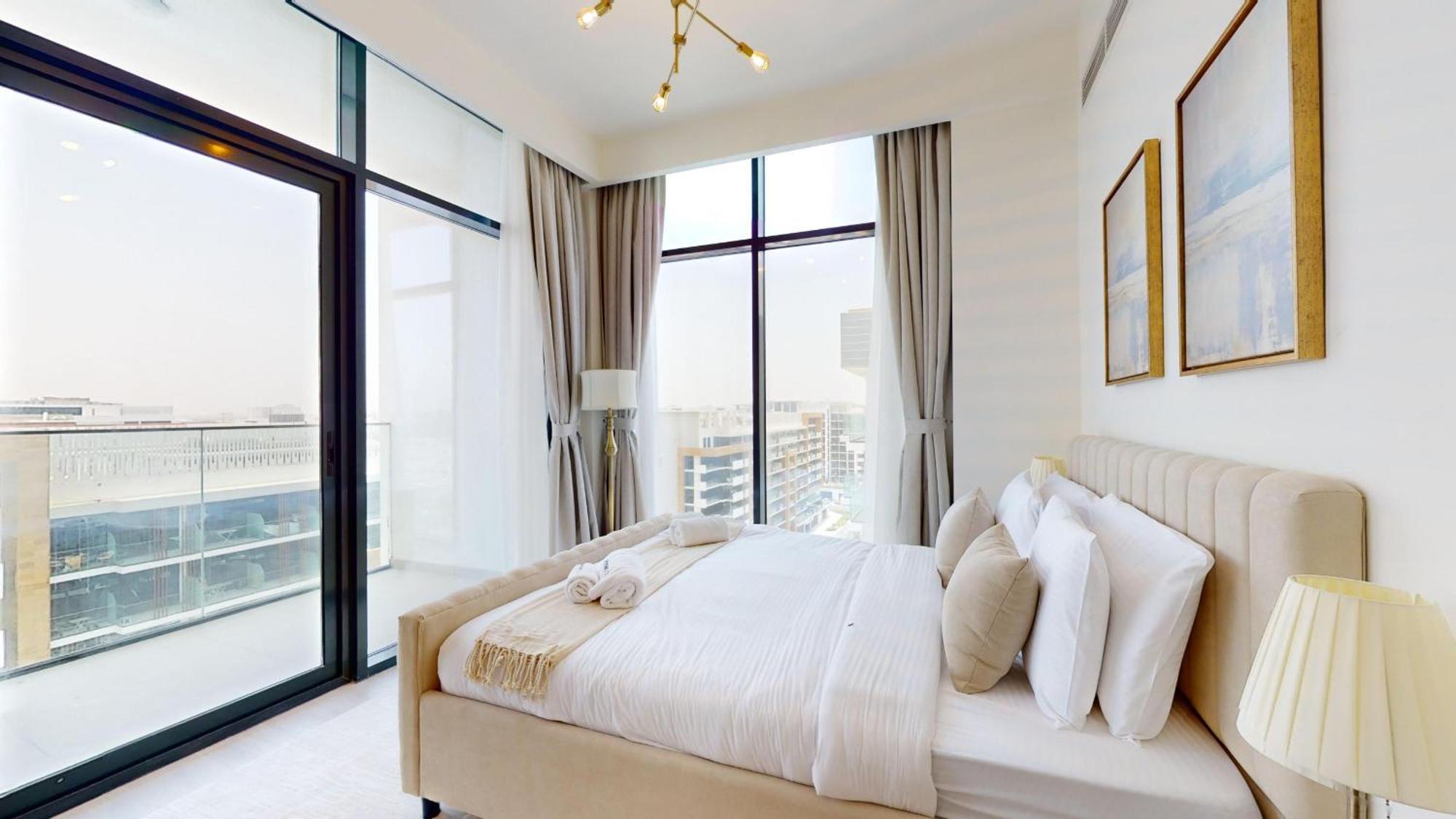 With 2 Bedroom In Meydan One - Nad Al Sheba 1 -123 - Apartment Dubai